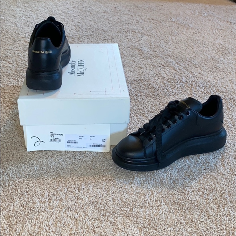 Roughly New Alexander McQueen Tennis Shoes